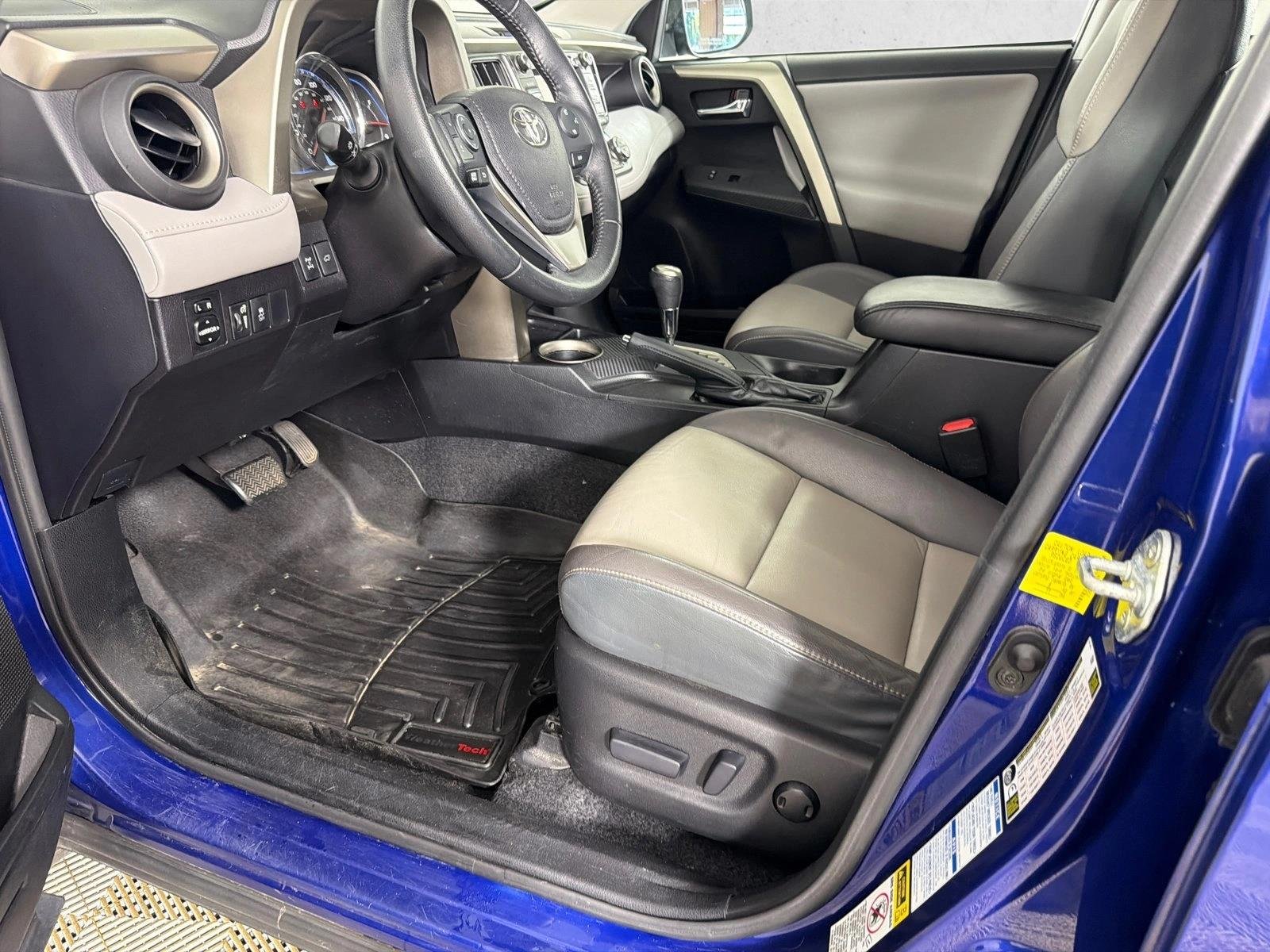 Used 2015 Blue Crush Metallic Toyota Limited image 11