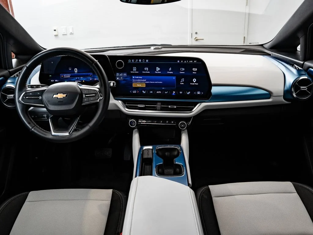 Used 2025 Black Chevrolet LT image 32