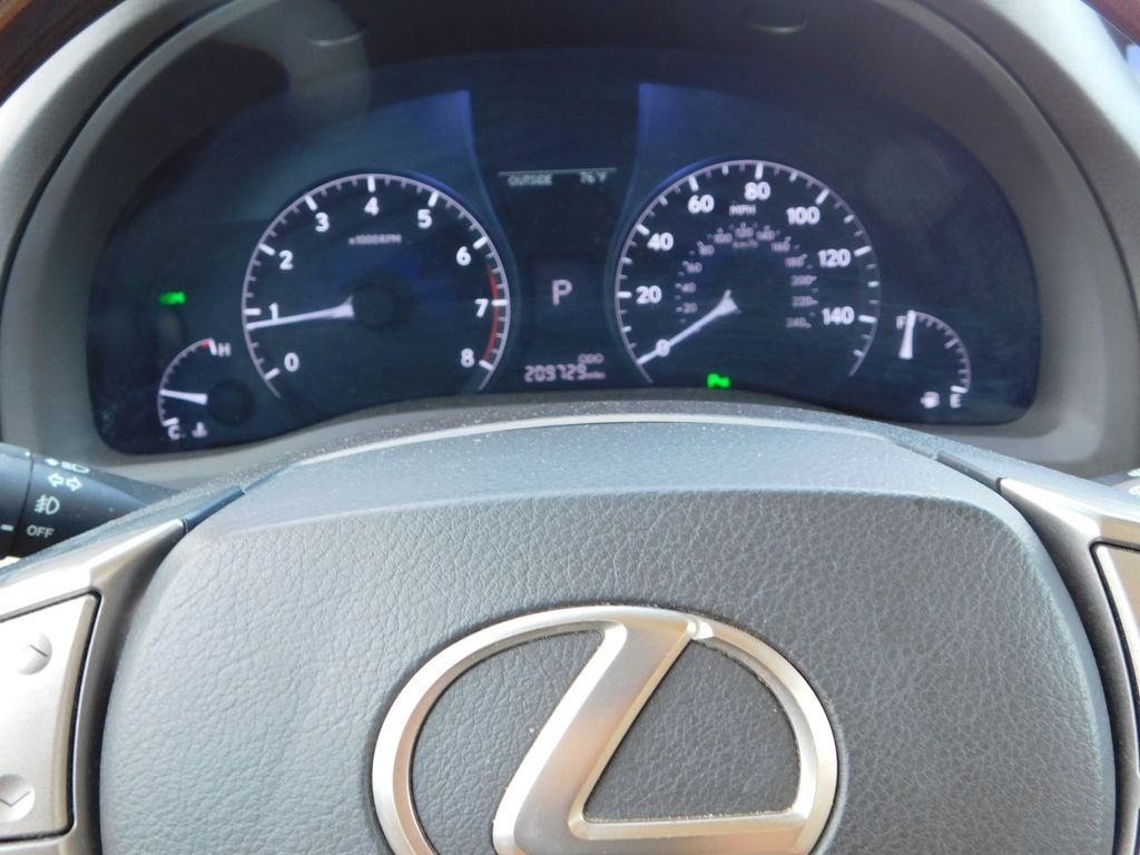 Used 2015 White Lexus 350 image 35