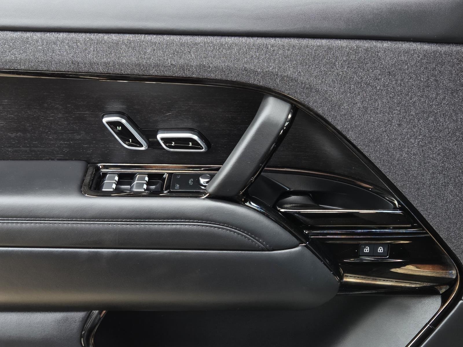 Used 2024 Santorini Black Metallic Land Rover Autobiography image 26