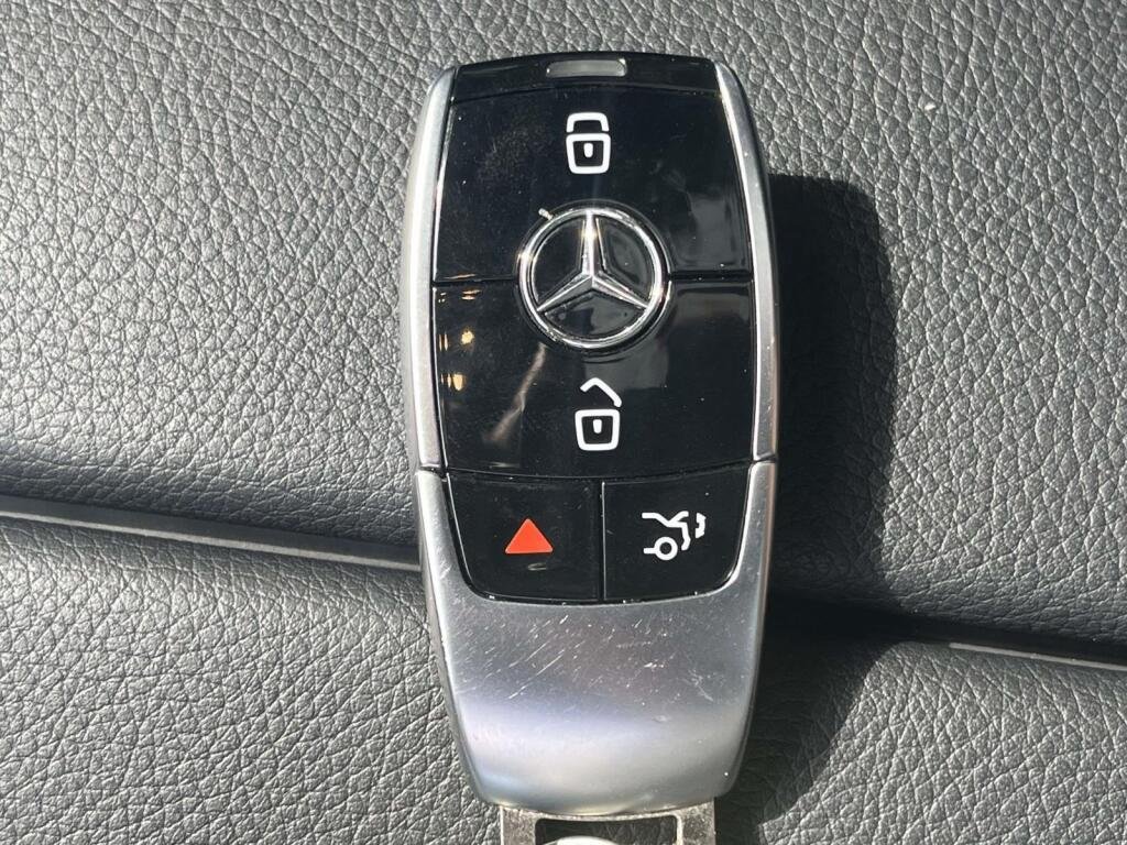 Used 2023 Polar White Mercedes-Benz E 350 image 4