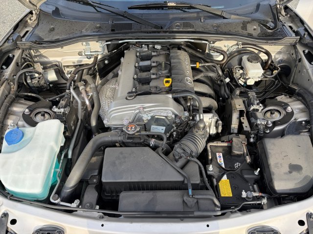 Used 2022 Silver Mazda Sport image 24