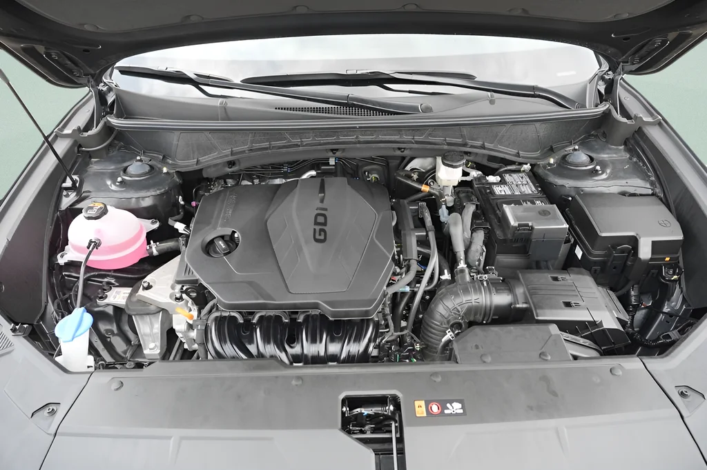 Used 2026 Black Hyundai SEL image 55