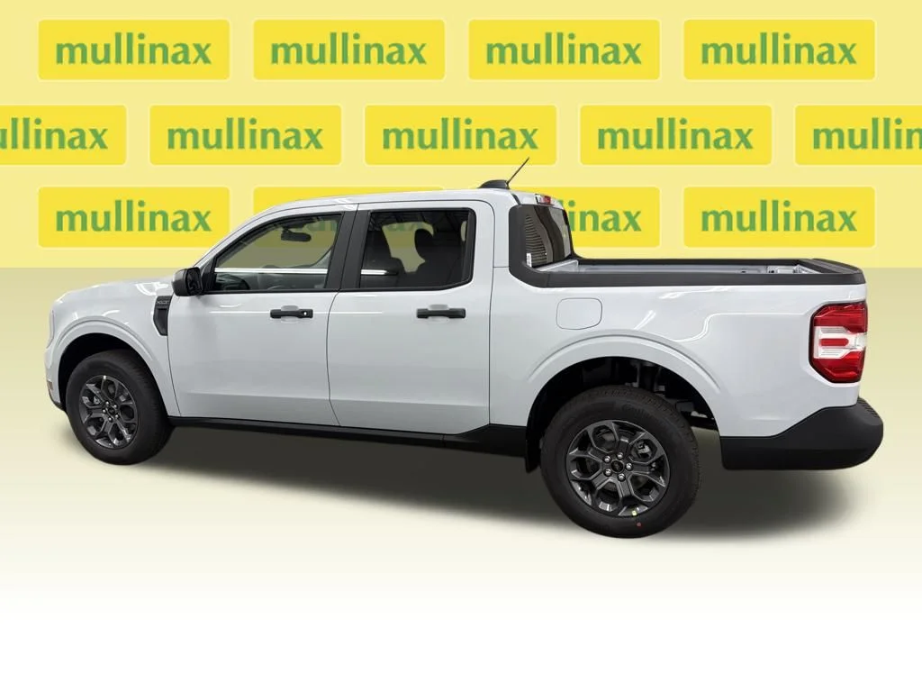New 2026 White Ford XLT image 10