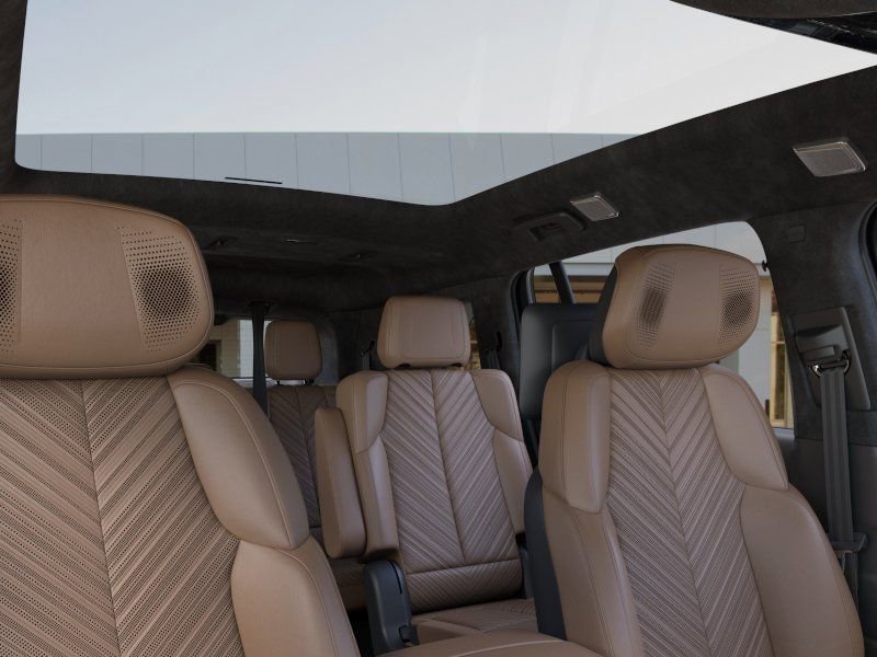 2025 Cadillac Escalade IQ Luxury 2 - Photo 24