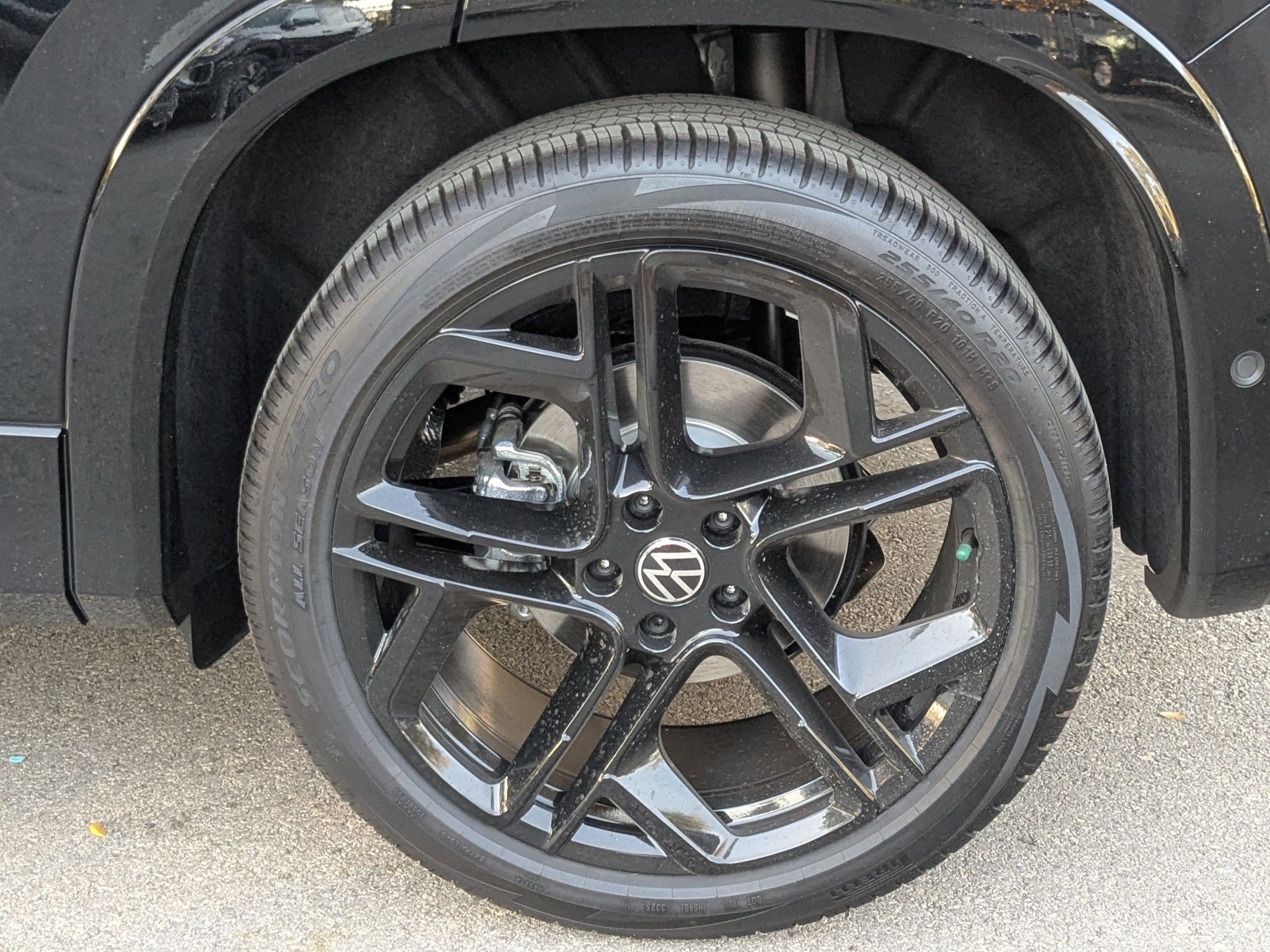 New 2026 Deep Black Pearl Volkswagen SE R-Line Black image 20