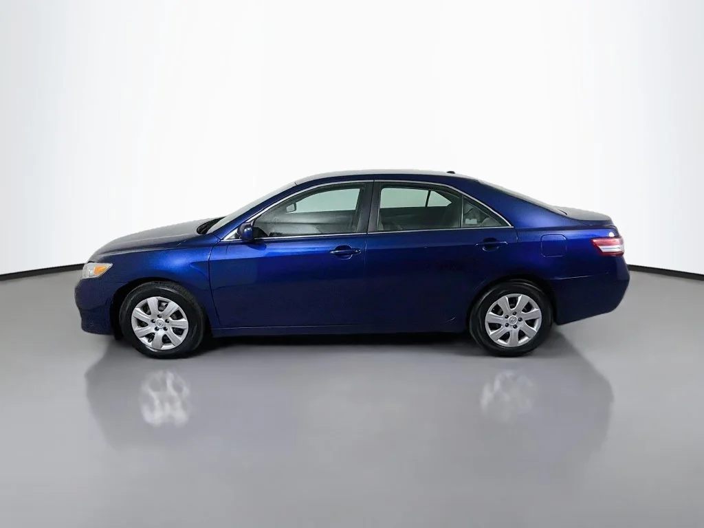Used 2010 Blue Toyota LE image 9
