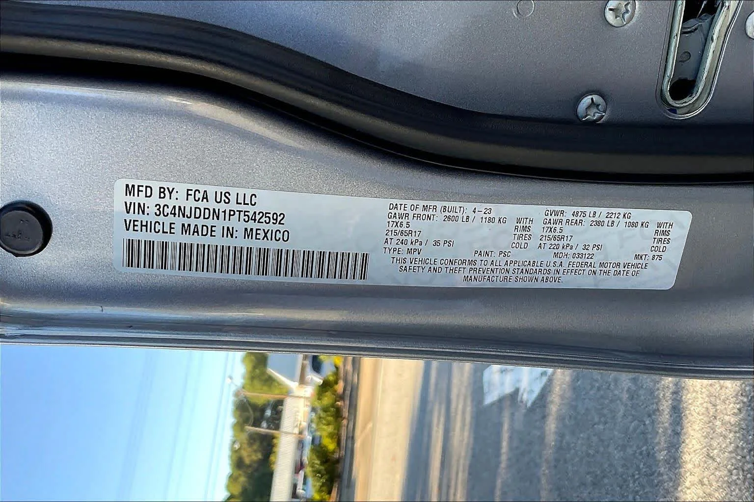 Used 2023 Billet Silver Metallic Clearcoat Jeep Trailhawk image 34