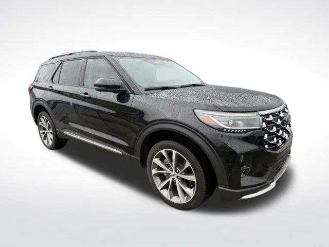 Used 2025 Black Ford Platinum image 3