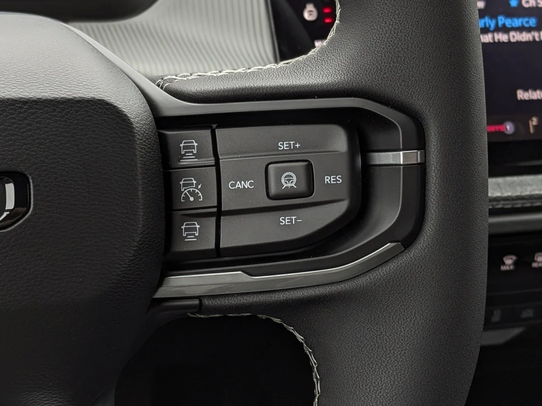 New 2026 Red Jeep Laredo - - 4x4 - 1.6L Turbo Hybrid - 12.3 Uconnect 5 Display - Selec-Terrain System & More! image 20