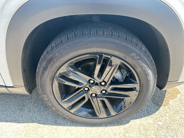 Used 2024 Summit White Chevrolet ACTIV image 47