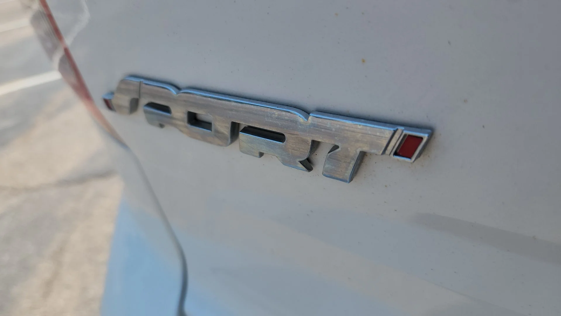 Used 2014 White Platinum Clearcoat Metallic Ford Sport image 14