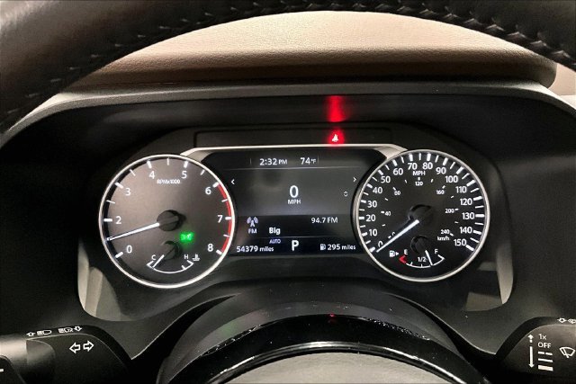 Used 2021 Glacier White Nissan SV image 29
