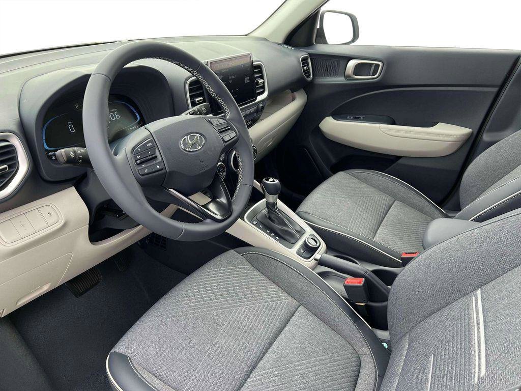 2025 Hyundai Venue Limited - Photo 33