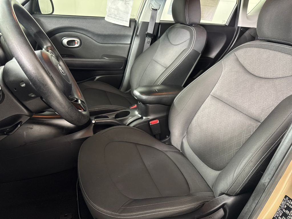 2015 Kia Soul Base - Photo 11
