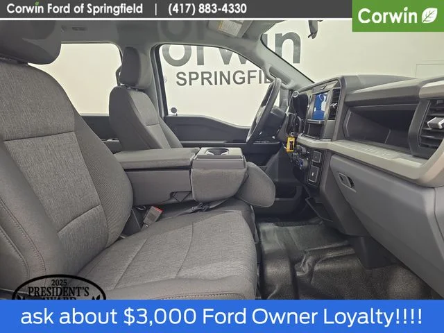 New 2026 Oxford White Ford F-250® XL image 11