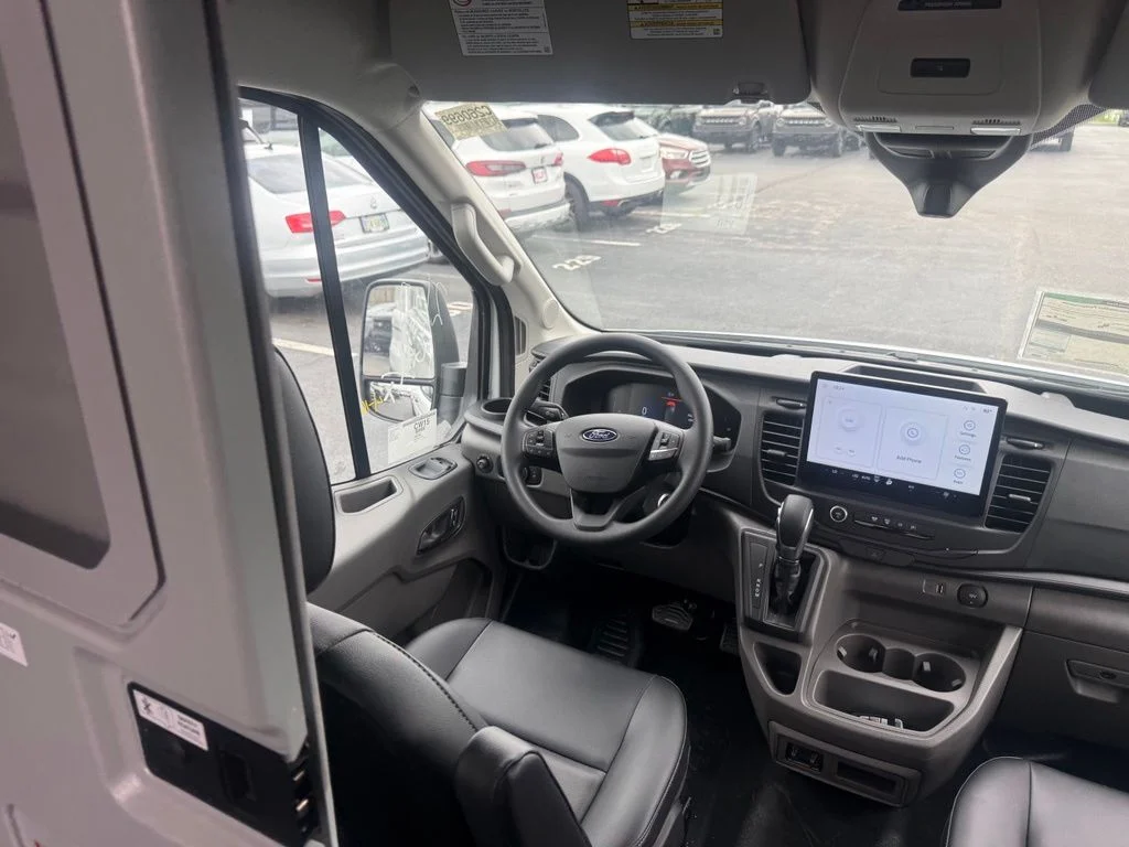 New 2026 Oxford White Ford Cargo Van image 42