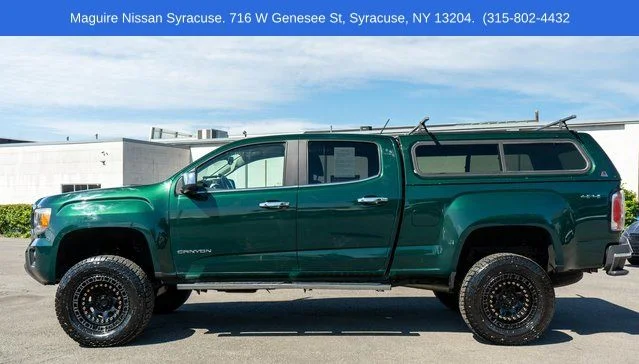 Used 2016 Green GMC SLT image 9