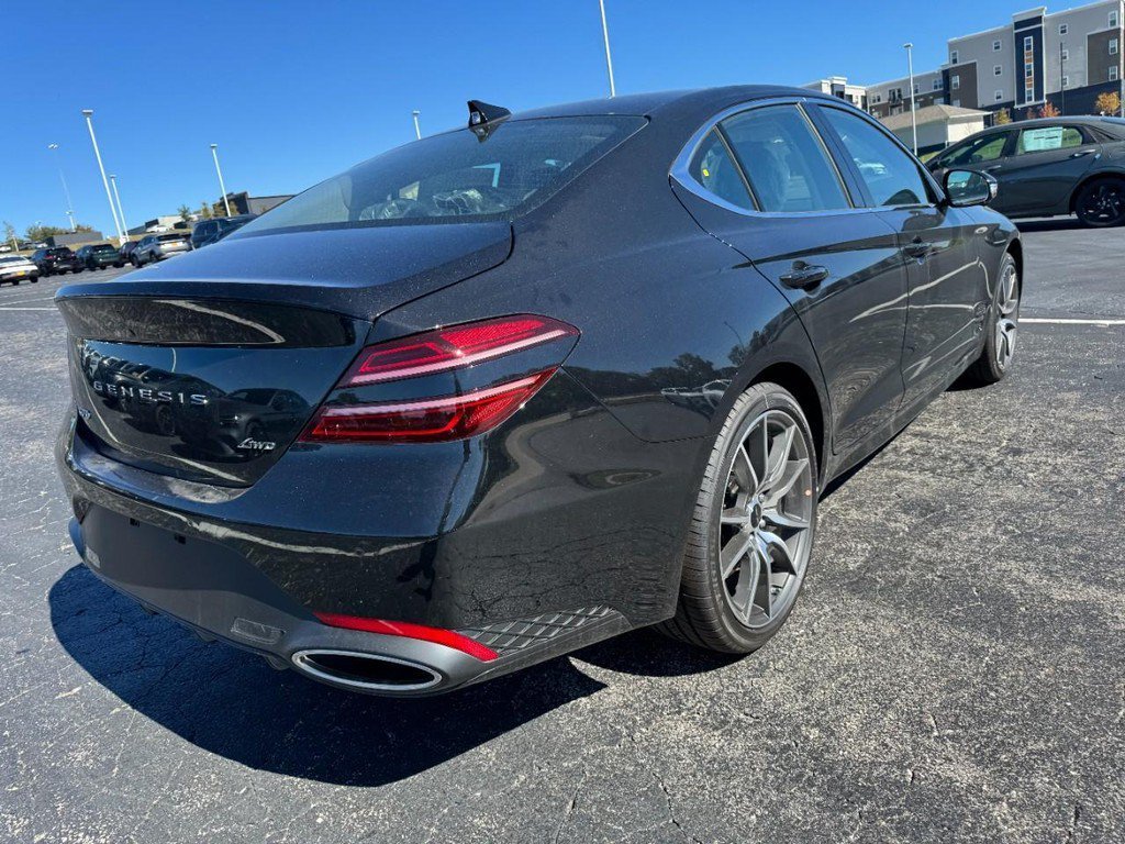 New 2026 Vik Black Genesis 2.5T Prestige image 3