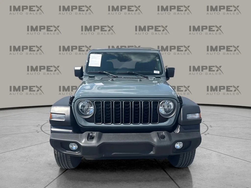 Used 2025 Gray Jeep Sport S image 8
