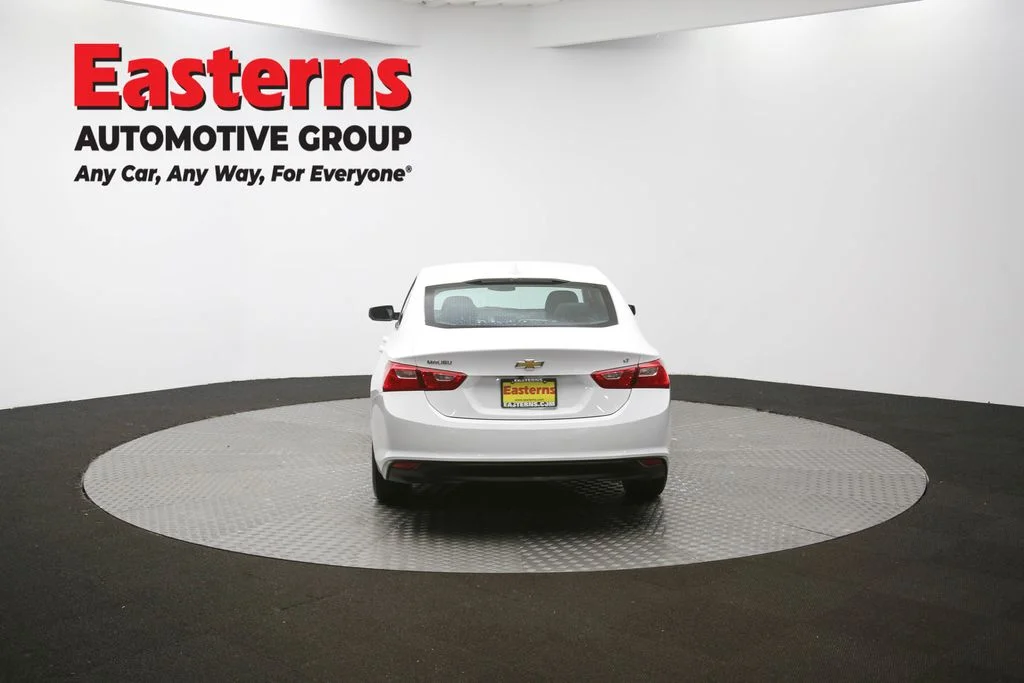 Used 2023 White Chevrolet LT image 37