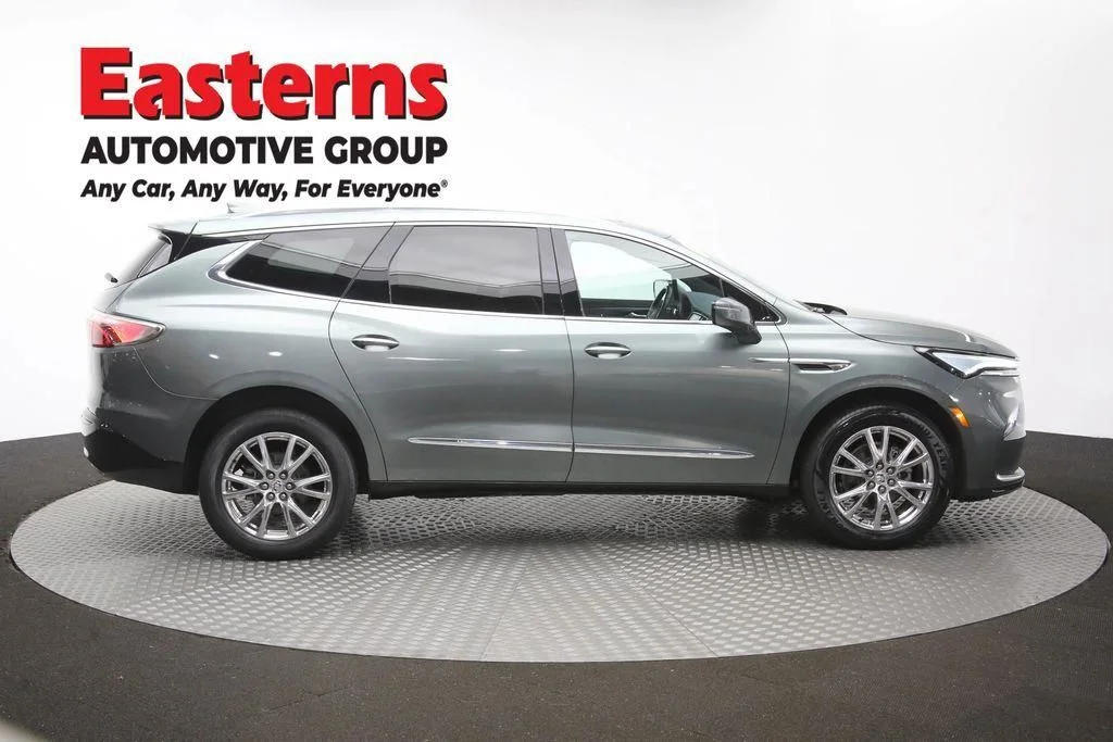 Used 2023 Green Buick Essence image 48