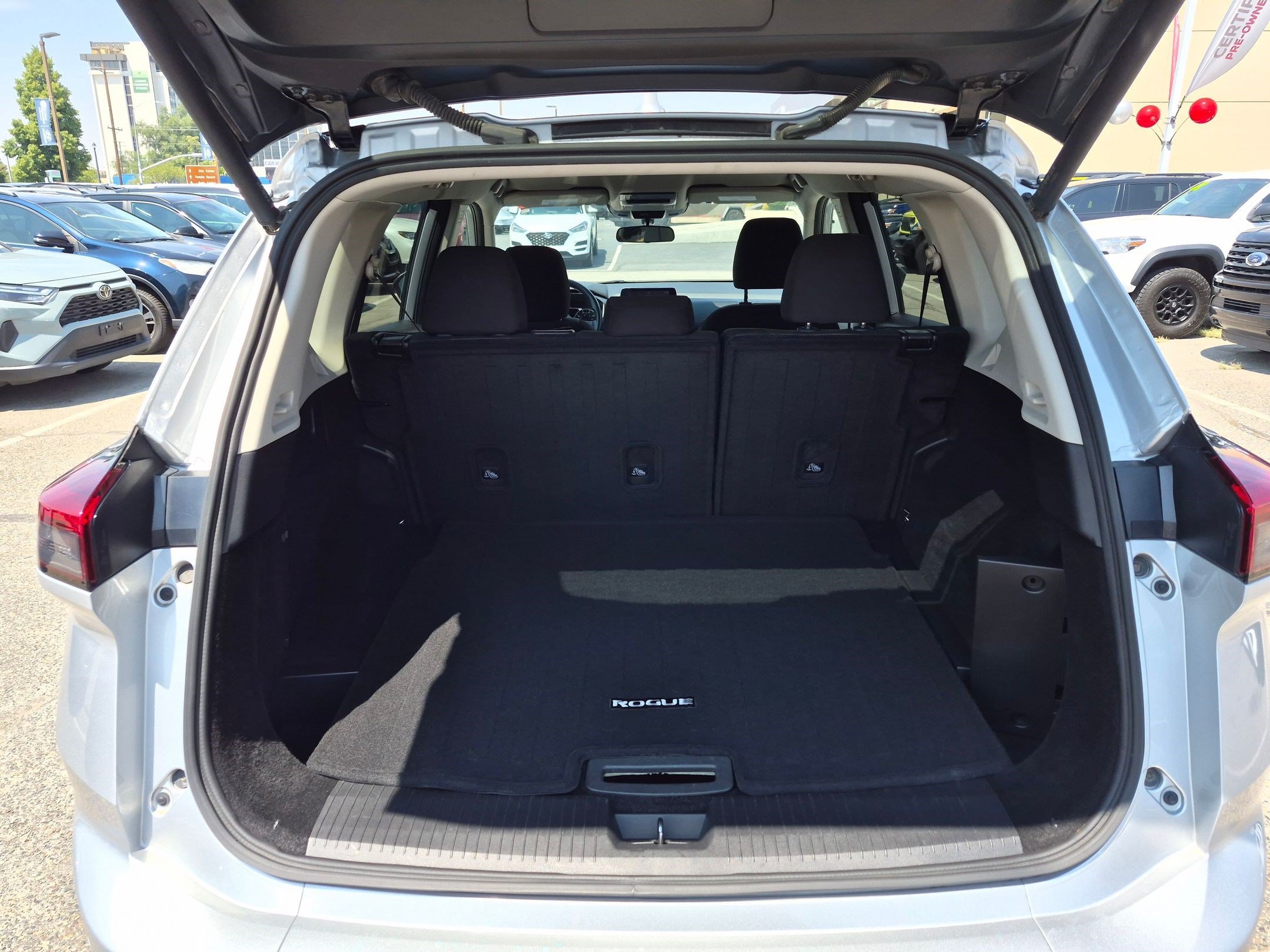 Used 2024 Brilliant Silver Metallic Nissan SV image 28