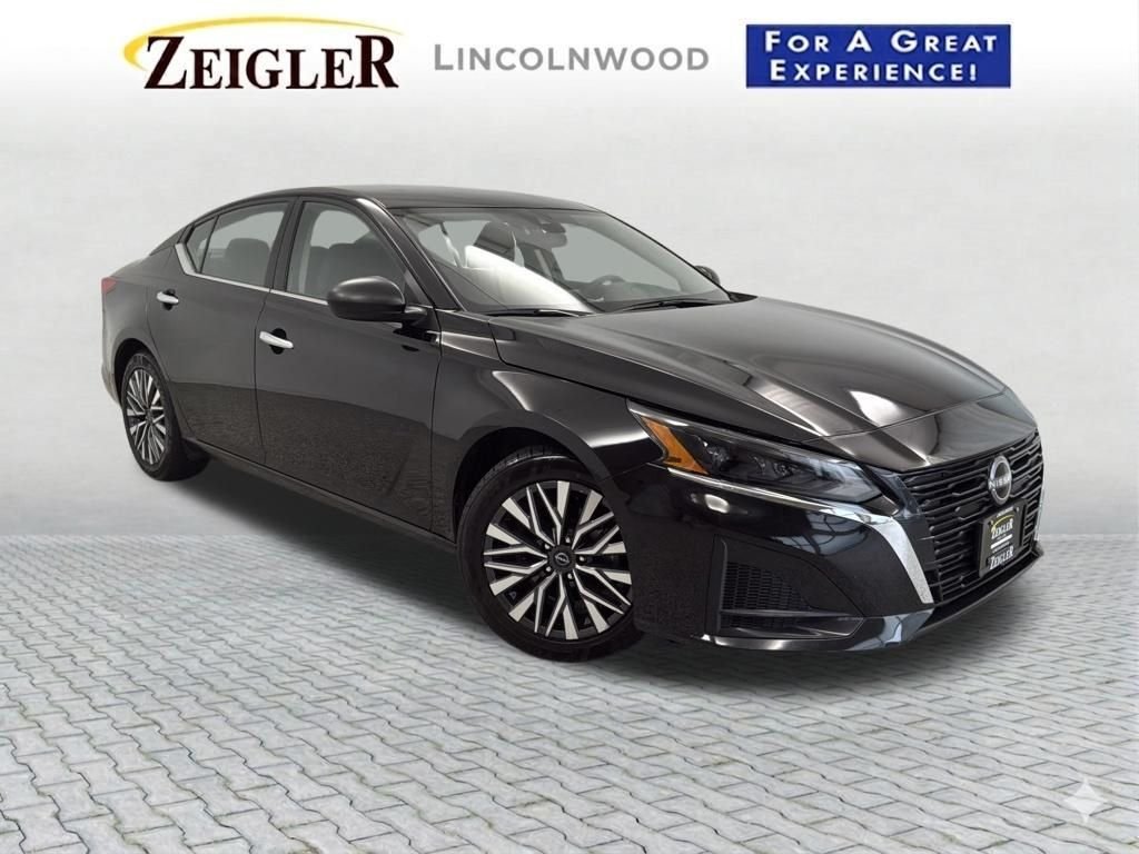 2024 Nissan Altima SV