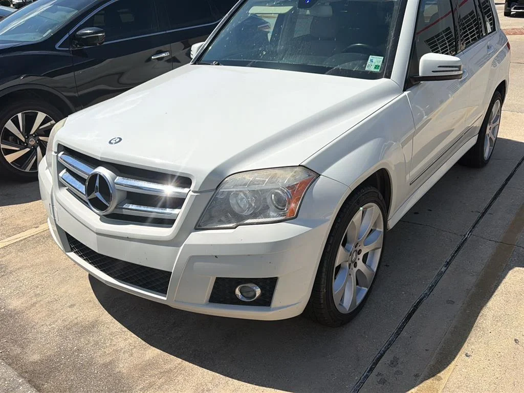 2011 Mercedes-Benz GLK-Class GLK350's photo