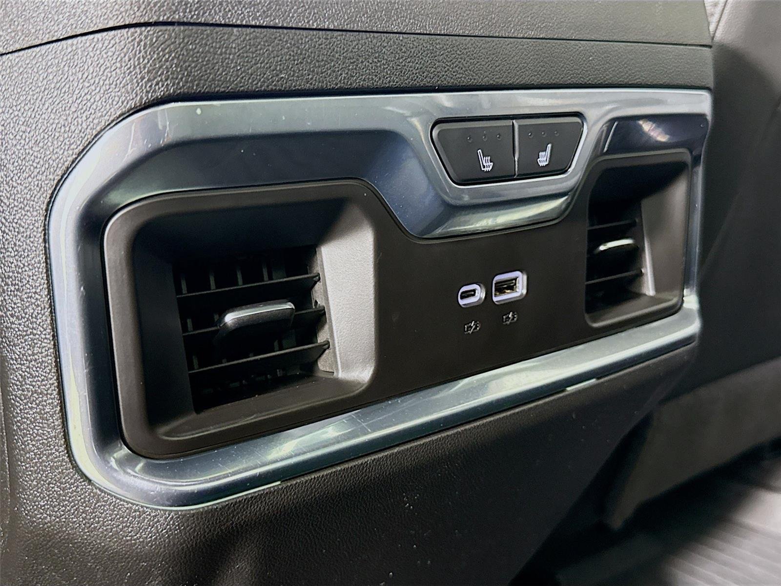 Used 2025 Black Chevrolet LTZ image 28