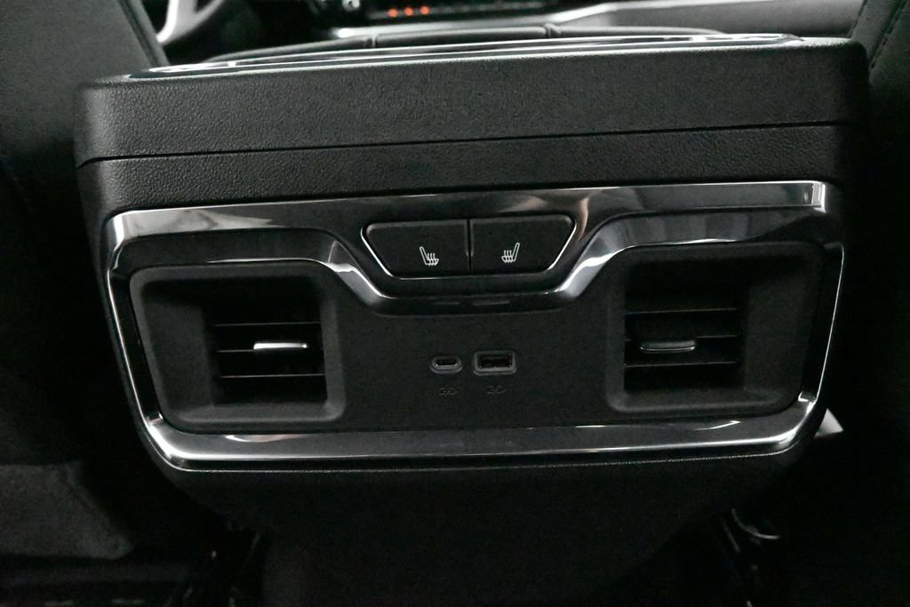 2026 GMC Sierra 1500 SLT - Photo 23
