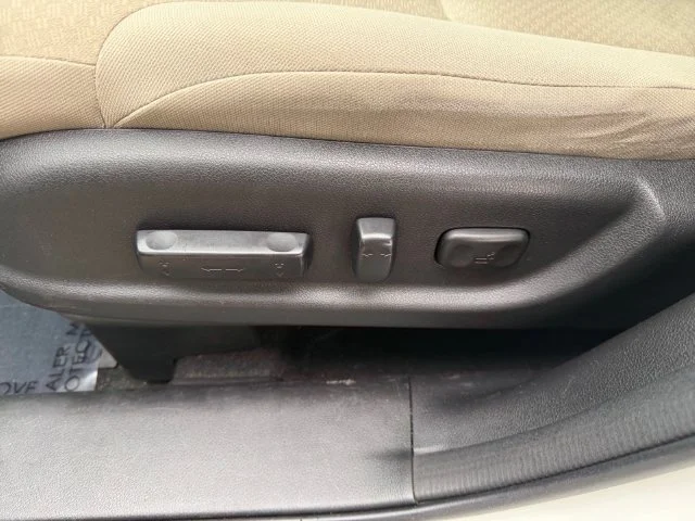 Certified Used 2015 White Honda EX image 9