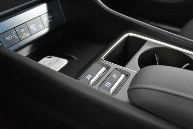 New 2026 Silver Hyundai SEL image 34