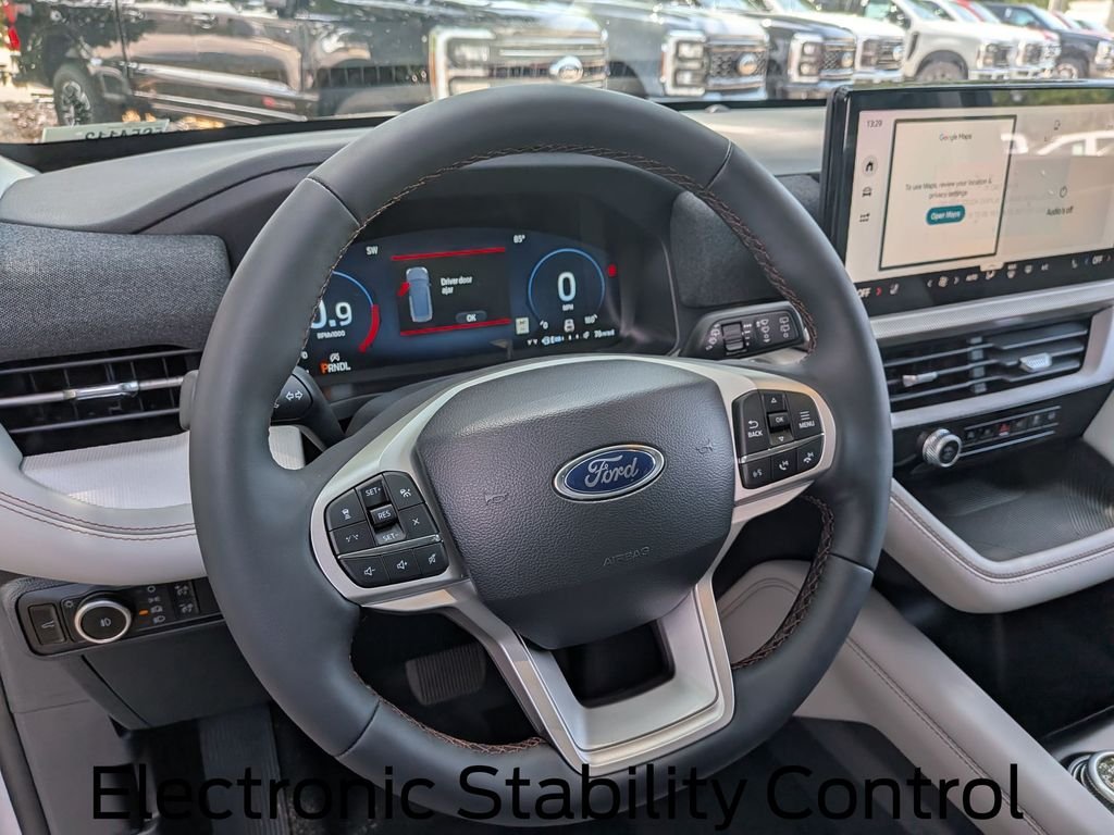 New 2026 Space White Metallic Ford Active image 15