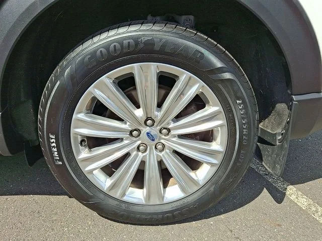 2021 Ford Explorer Limited - Photo 33