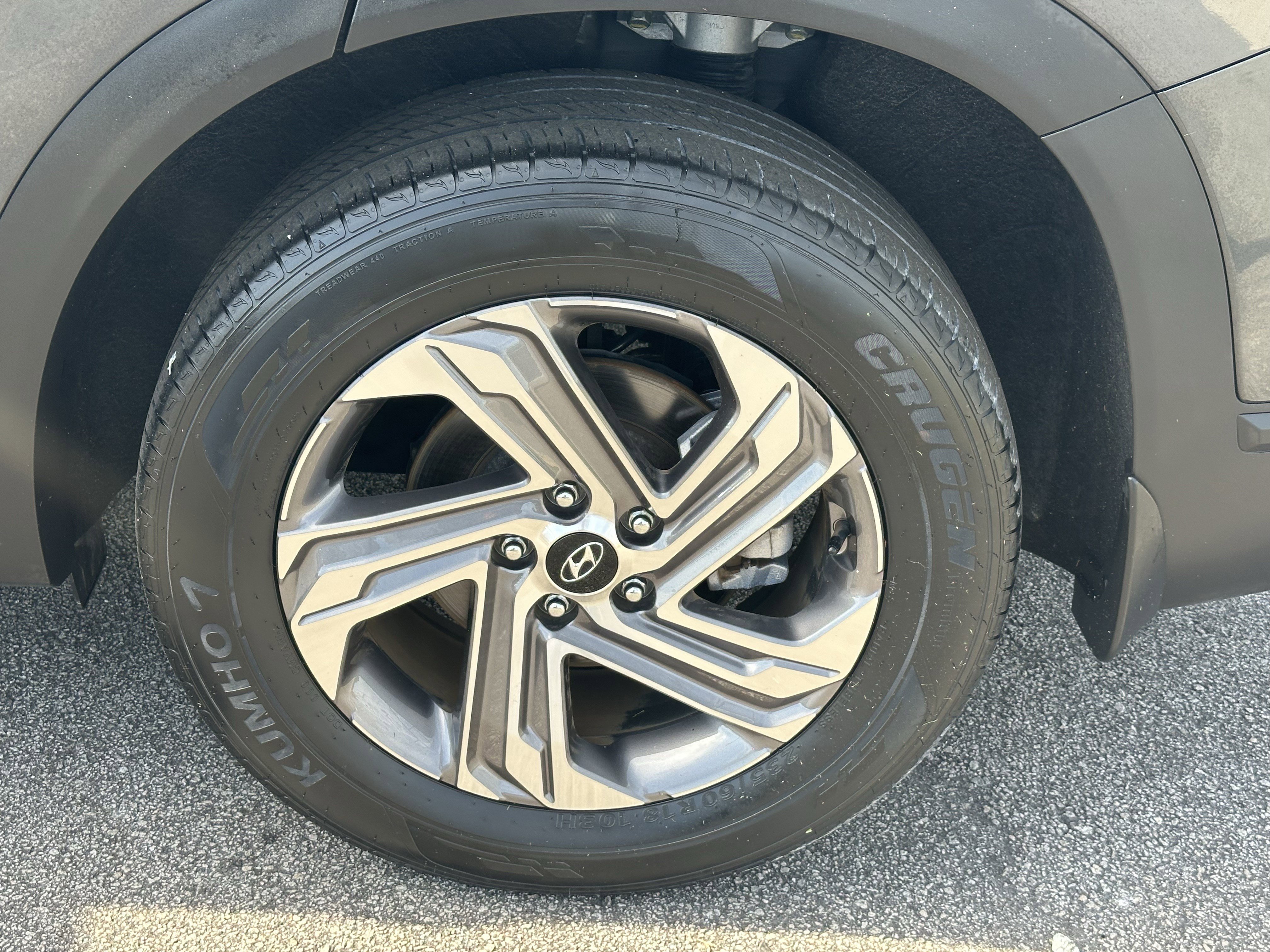 Used 2023 Portofino Gray Hyundai SEL image 18