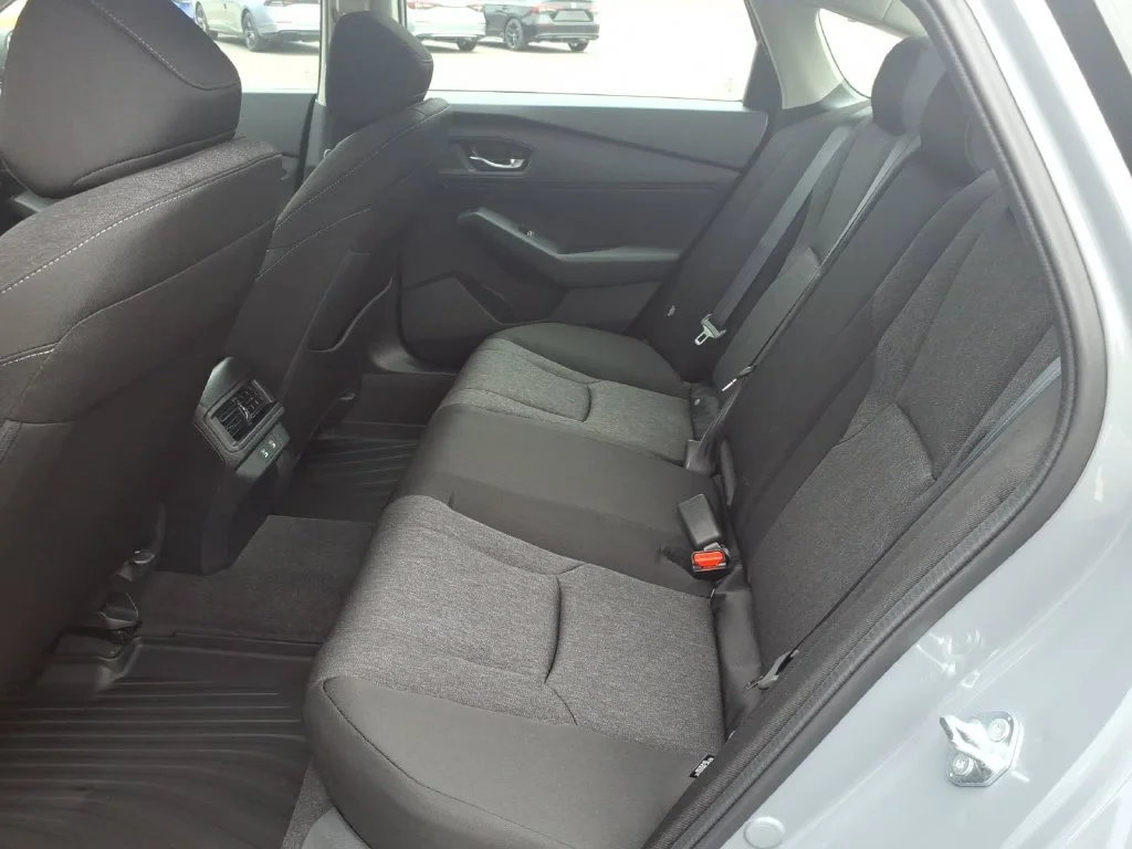New 2026 Urban Gray Pearl Honda SE image 15