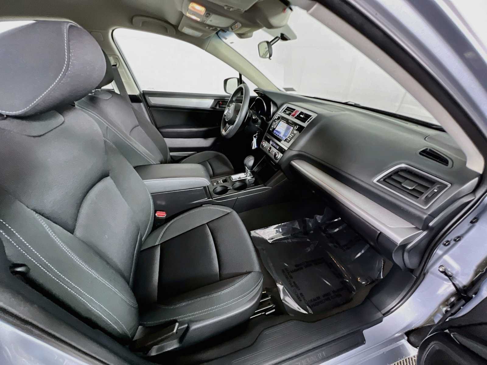 Used 2019 Ice Silver Metallic Subaru  image 27