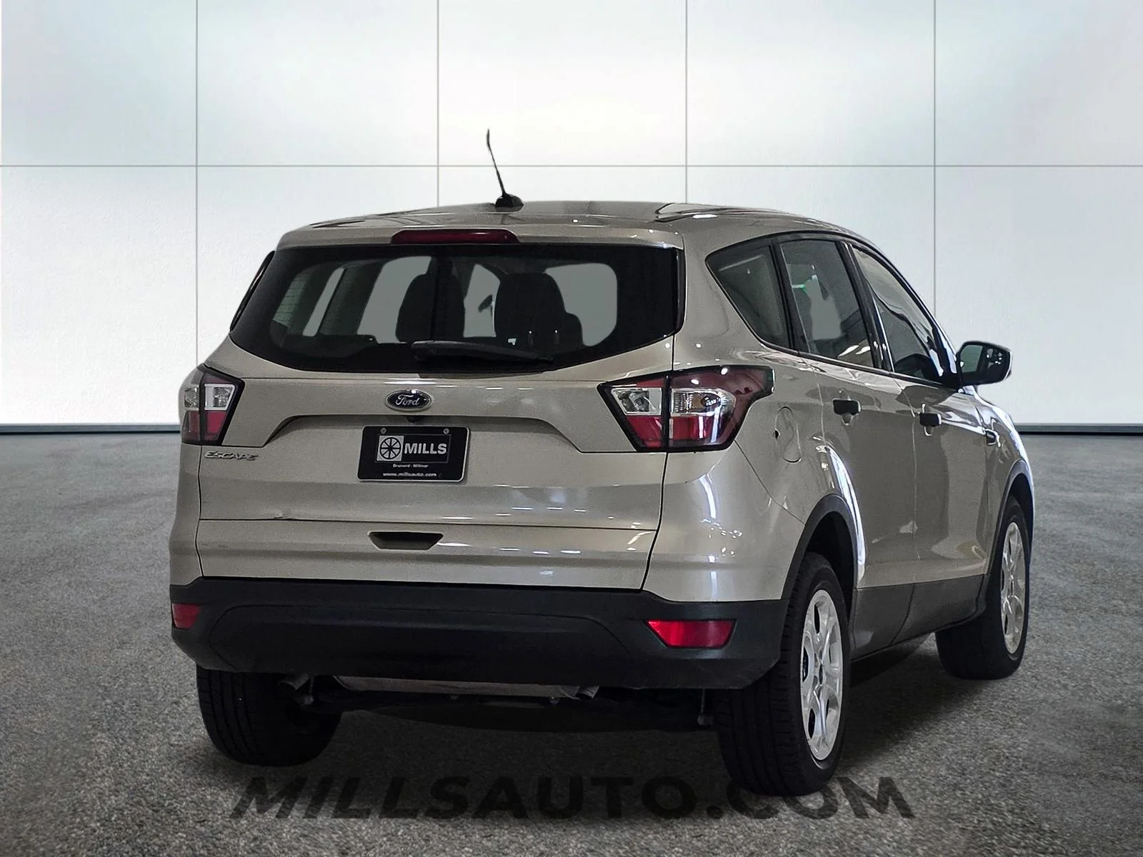 Used 2017 Gold Ford S image 7