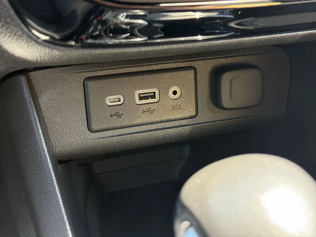 Used 2023 White Buick Preferred image 42