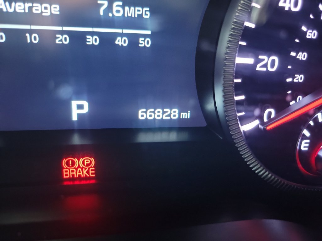 Certified Used 2022 Gravity Gray Kia SX image 29