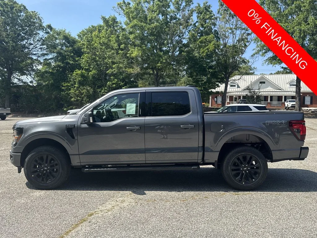 New 2026 Gray Ford XLT image 4