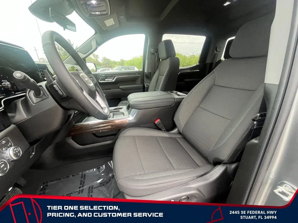 New 2026 Sterling Metallic GMC Elevation image 10