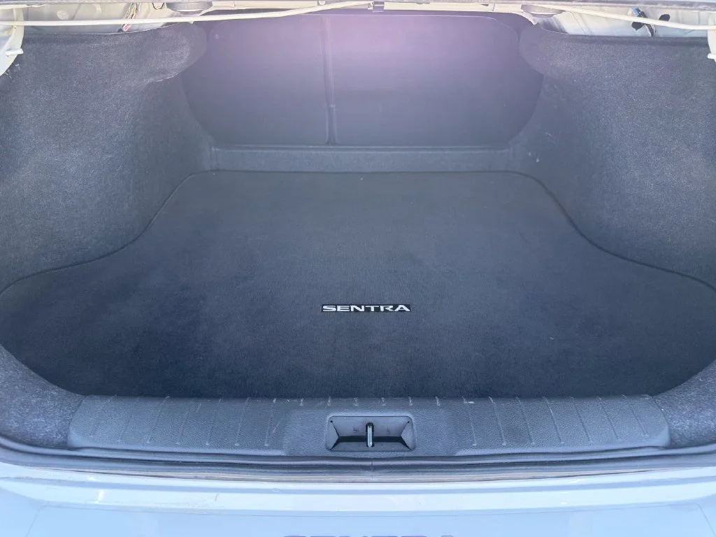 Used 2023 White Nissan SV image 22