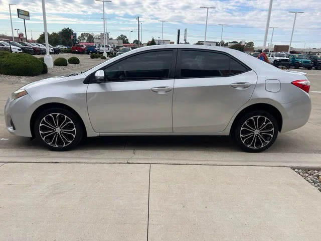 Used 2016 Silver Toyota S Plus image 6
