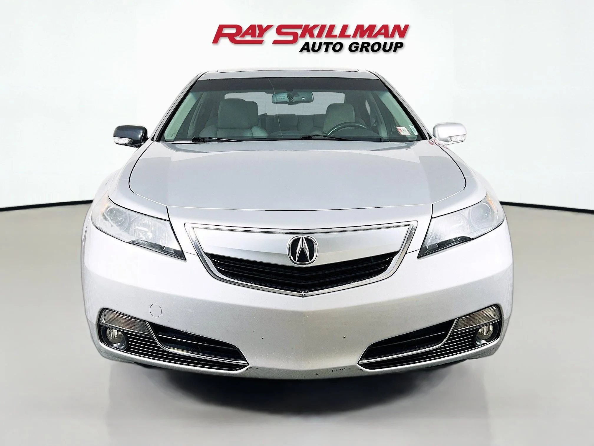 Used 2012 Silver Acura ADVANCE AUTO image 2