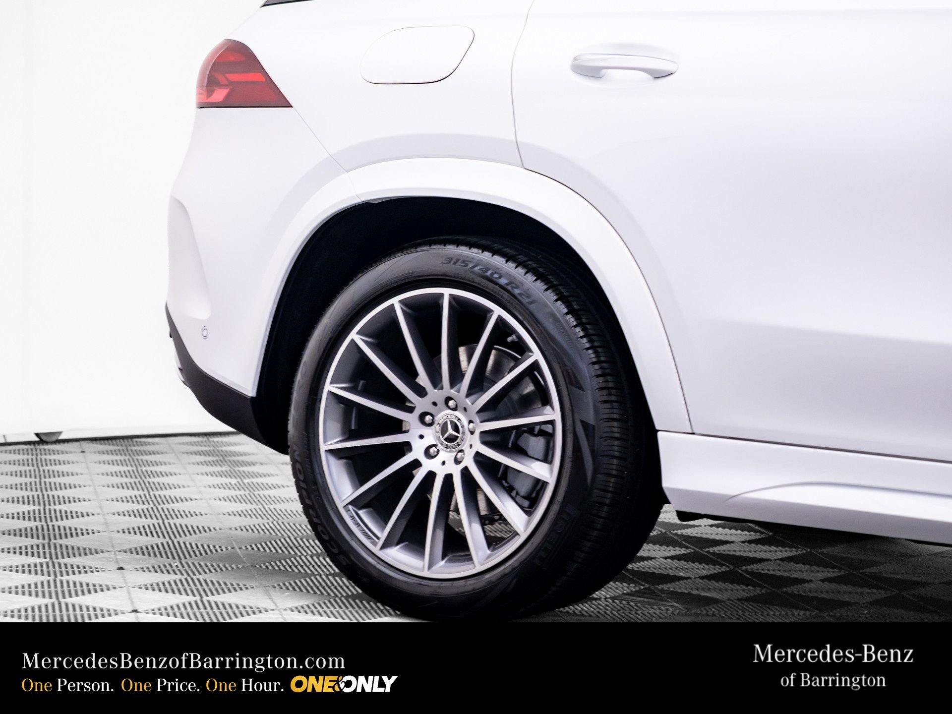New 2026 Polar White Mercedes-Benz GLE 350 image 40