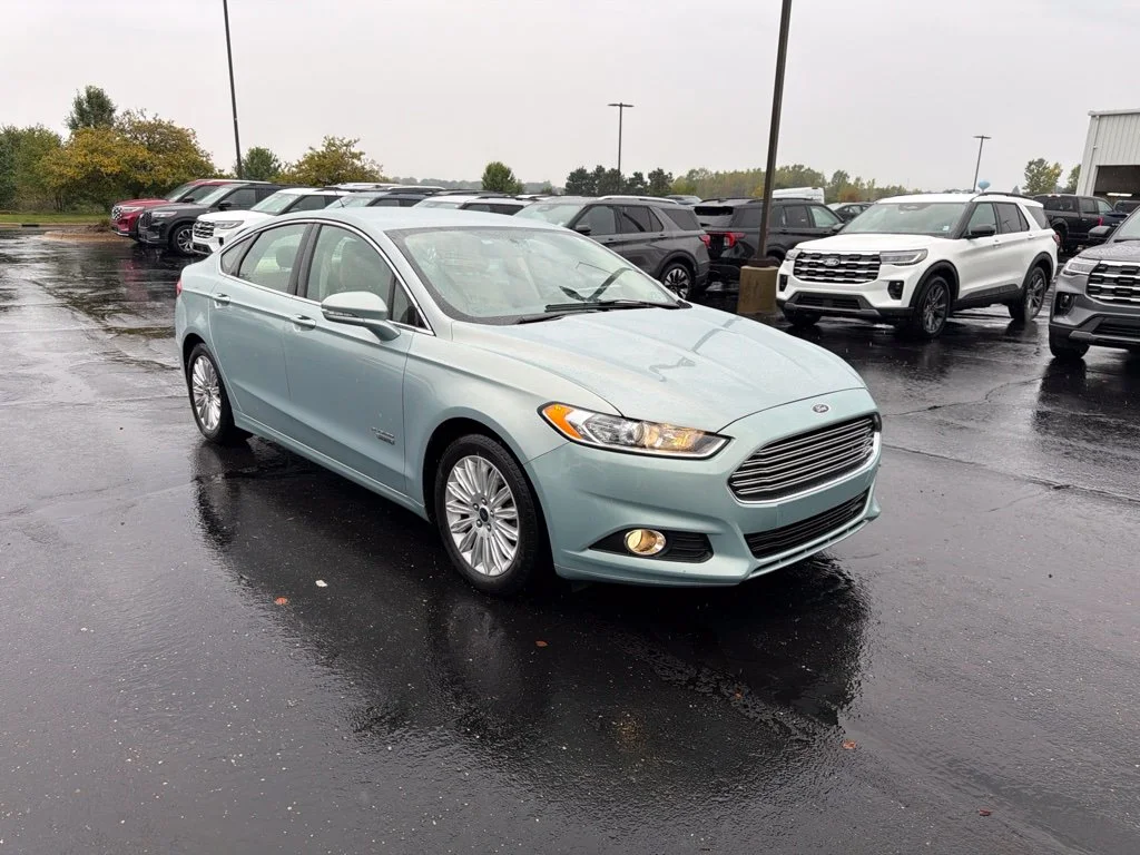 2014 Ford Fusion Energi SE Luxury