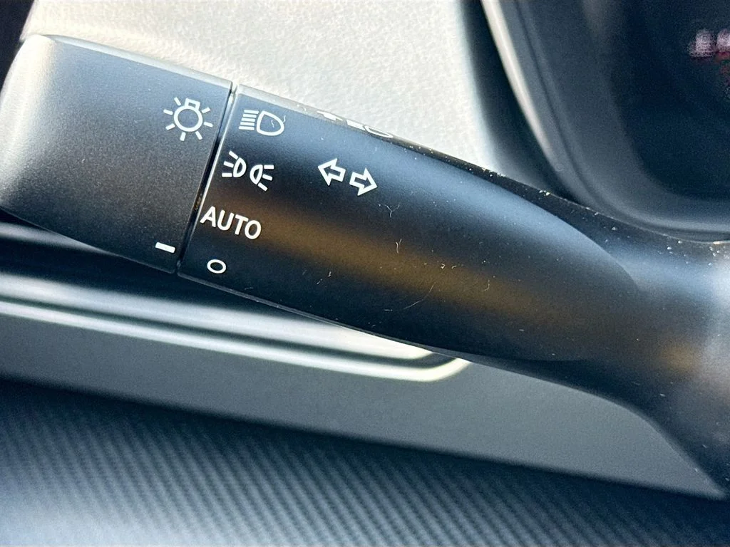 New 2026 MAGNETITE GRAY PEARL Subaru Base image 12