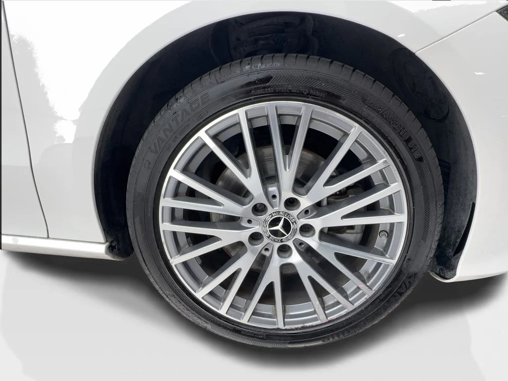 Used 2022 White Mercedes-Benz CLA 250 image 13